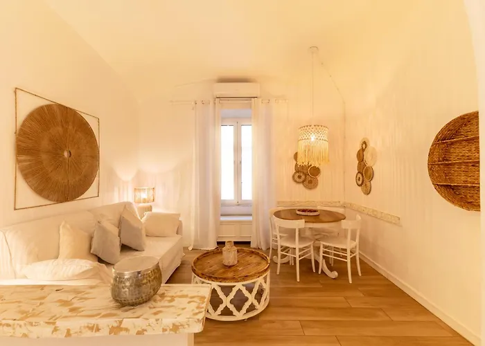 Next To Vatican Museum Luxury Flat רומא