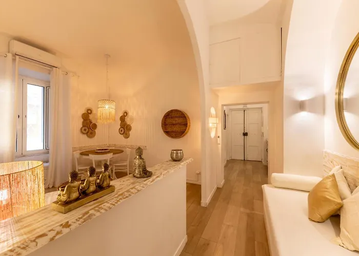 Next To Vatican Museum Luxury Flat