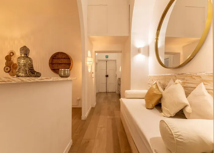 Next To Vatican Museum Luxury Flat דירה