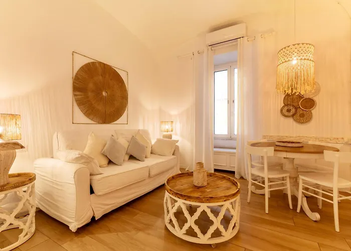 Next To Vatican Museum Luxury Flat