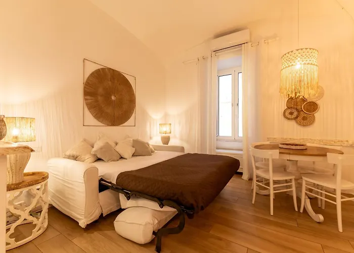 Next To Vatican Museum Luxury Flat דירה רומא
