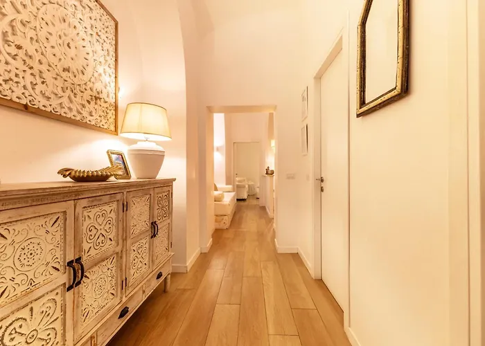 Next To Vatican Museum Luxury Flat דירה *