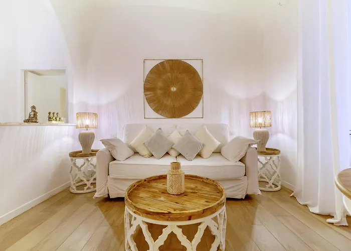 Next To Vatican Museum Luxury Flat